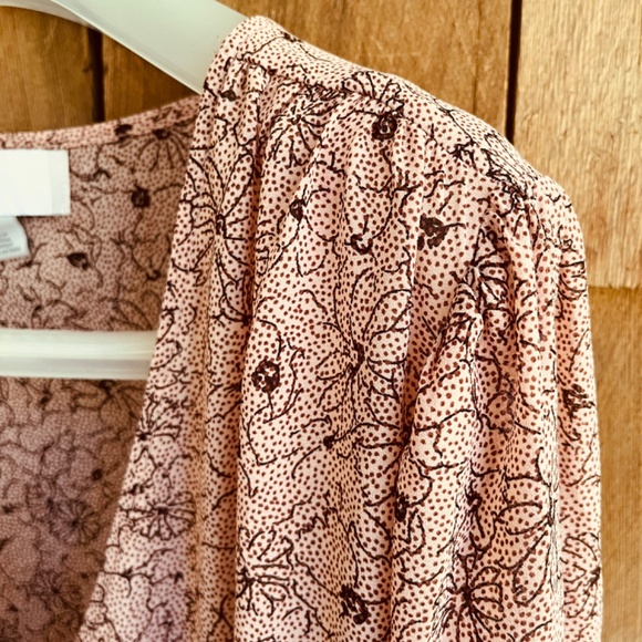 Nordstrom Rack 1X Chiffon V-Neck Long Sleeve Blouse And camisole Floral Print. - Picture 10 of 16